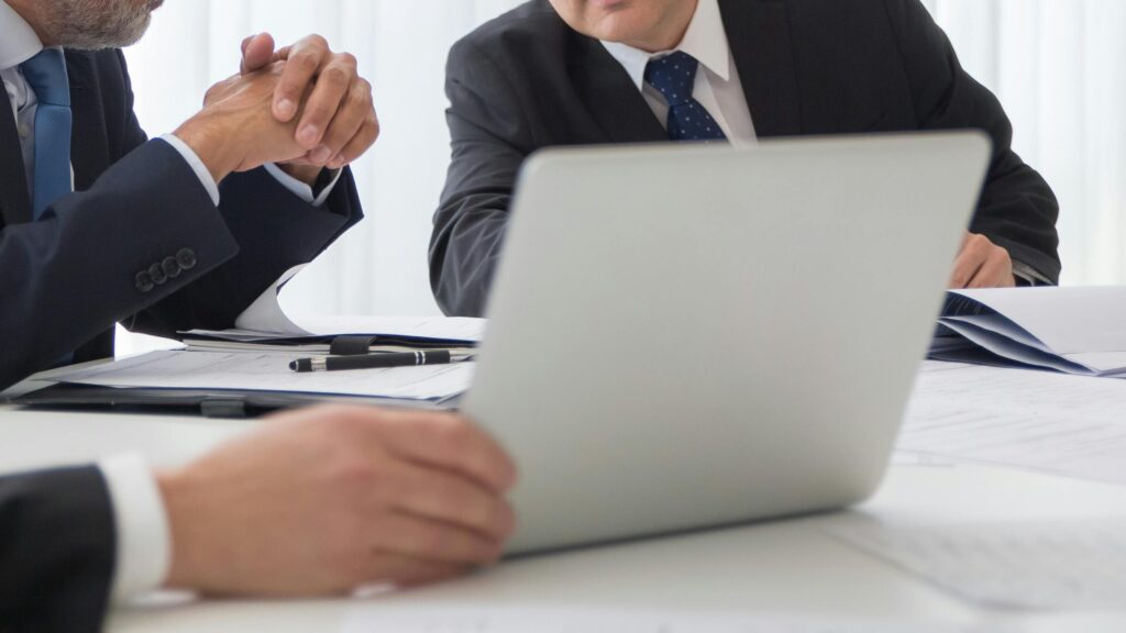 ChatGPTの使い方のコツとは？熟練社員ほどAIアレルギーを起こす理由